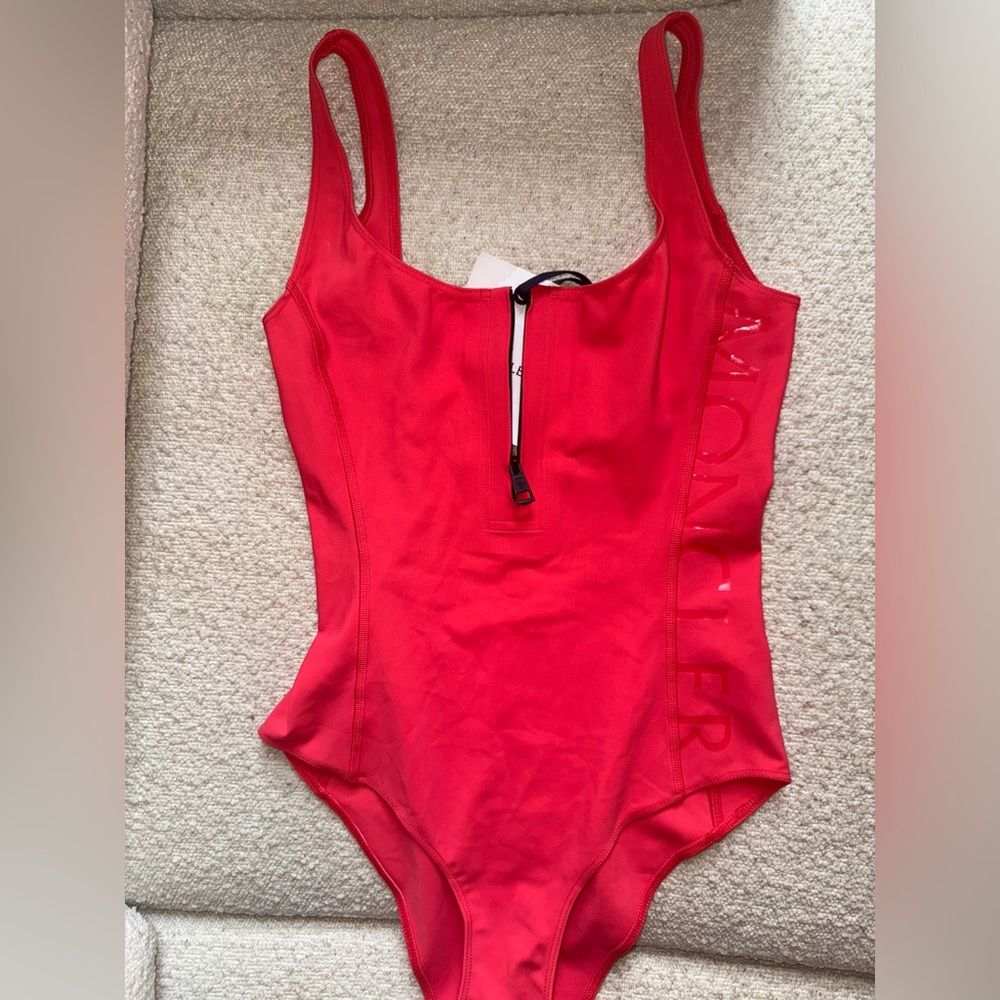 NWT Moncler zipped Vibrant Swimwear